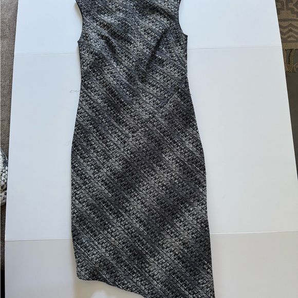 Banana Republic Black and Gray Midi Dress - Picture 2 of 8